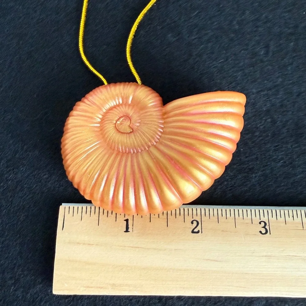 Disney Ursula Shell Necklace Kids OS Orange Light Up Sound The Little Mermaid